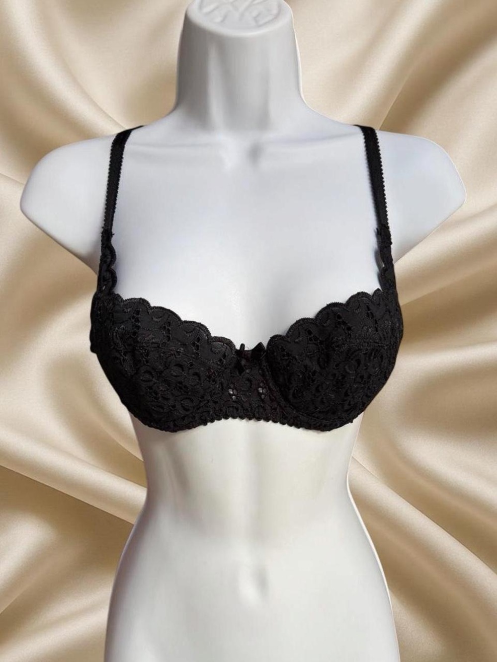 90s Vintage Partners Black Lace Balconette Bra Romantic Goth